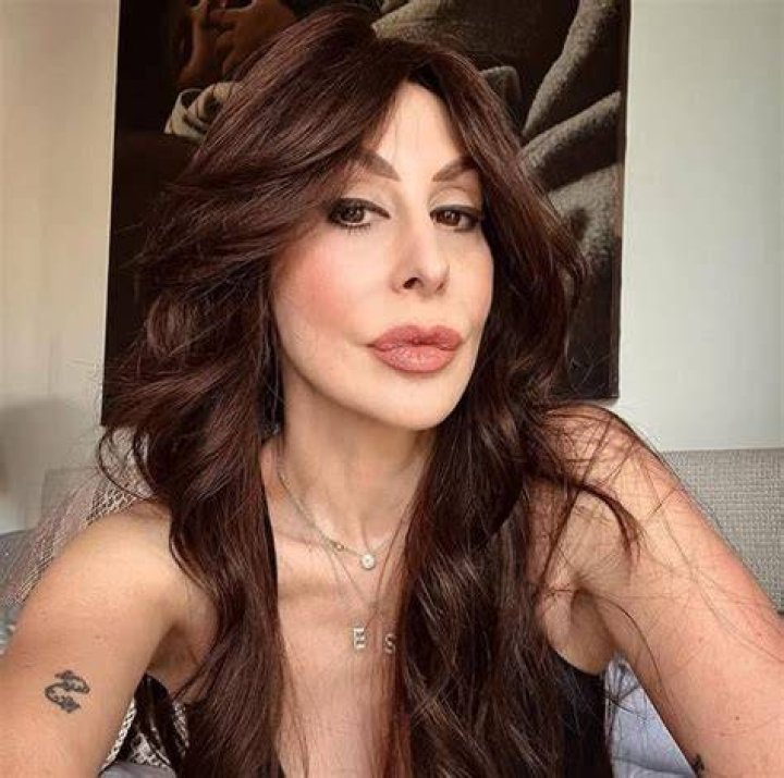 Stefanie Renoma - Bio, Age, Wiki, Facts and Family