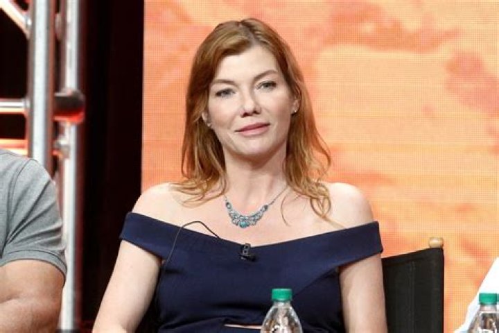 Stephanie Niznik - Bio, Age, Wiki, Facts and Family