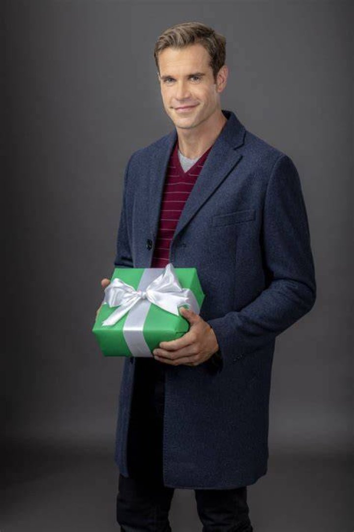 Stephen Huszar - Bio, Age, Wiki, Facts and Family