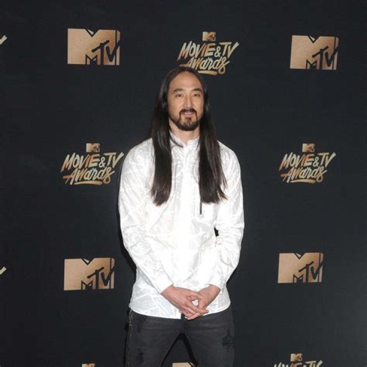Steve Aoki - Bio, Age, net worth, siblings, Wiki, Facts and Family