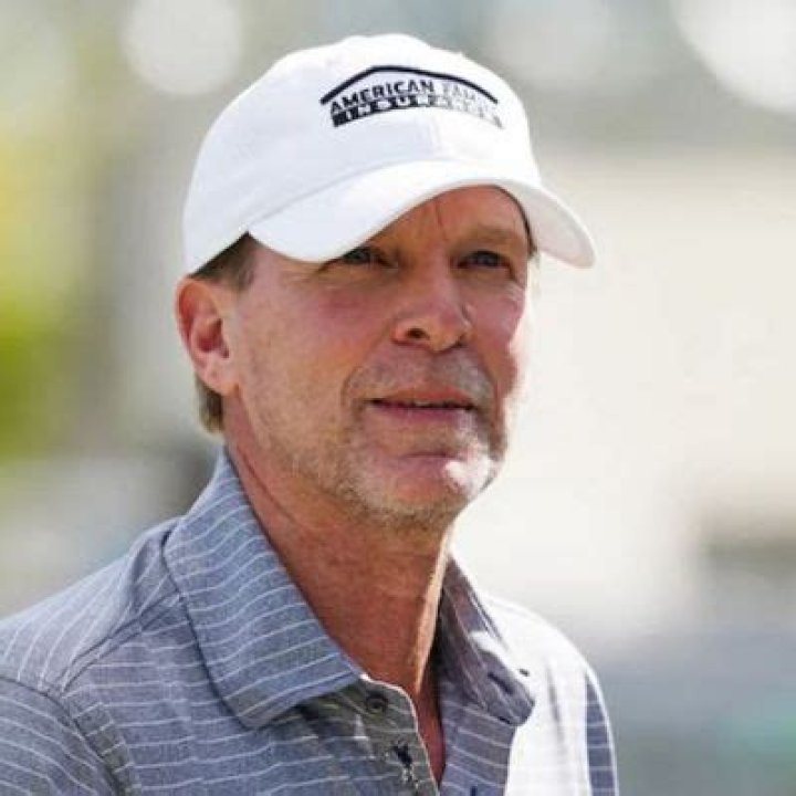 Steve Stricker - Bio, Age, net worth, height, Wiki, Facts and Family