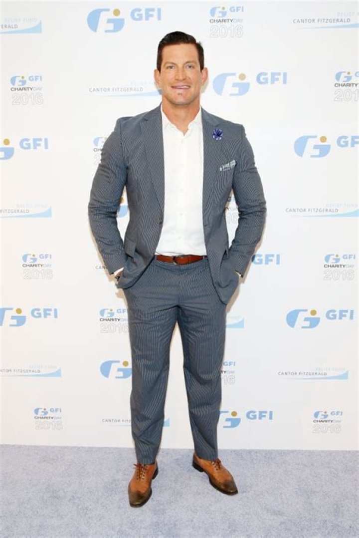 Steve Weatherford - Bio, Age, net worth, weight, height, Wiki, Facts and Family