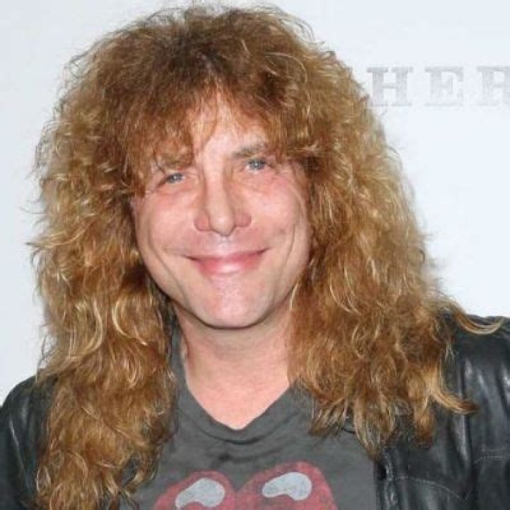 Steven Adler - Bio, Age, net worth, height, Wiki, Facts and Family