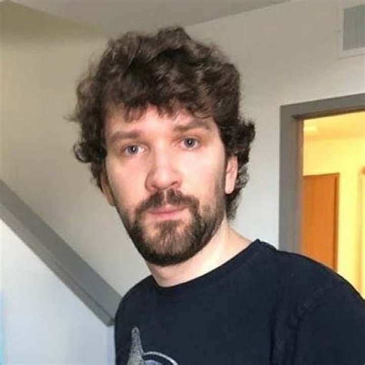 Steven Bonnell II - Bio, Age, height, Wiki, Facts and Family