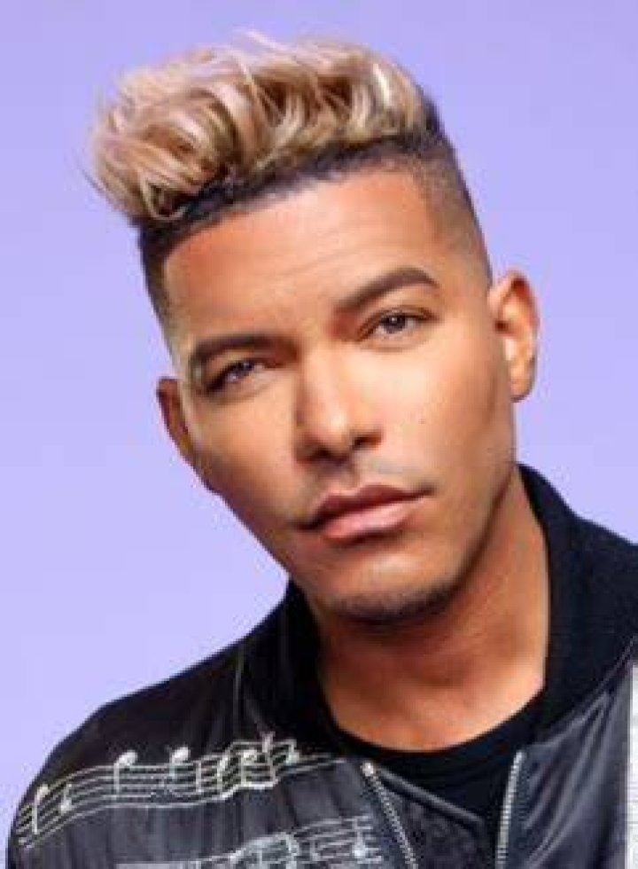 Stevie Mackey (singer) - Wikipedia, Age, Net Worth, Biography , Spotify, TikTok, Facebook, Facts and Family