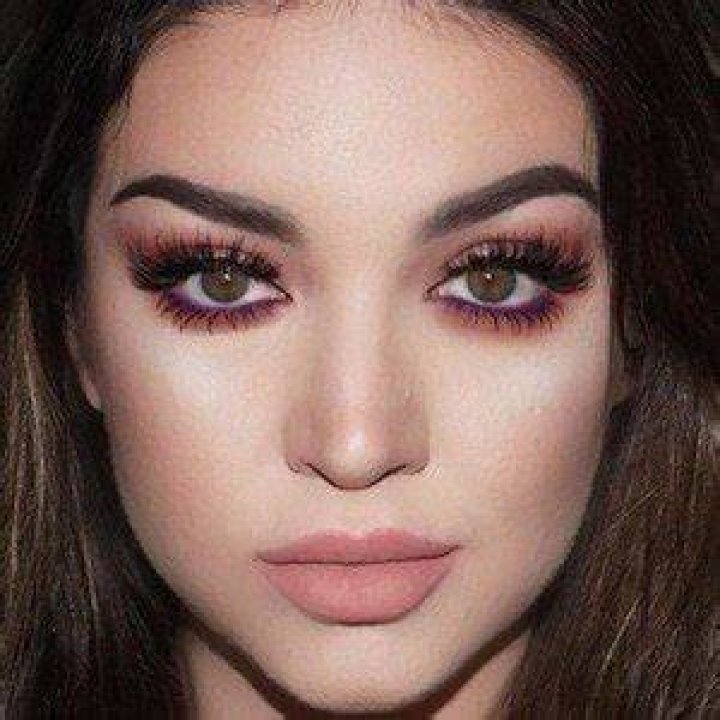 stillGLAMORUS - Bio, Age, Wiki, Facts and Family