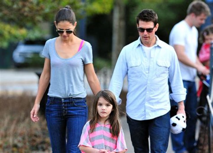 Suri Cruise - Bio, Age, Wiki, Facts and Family