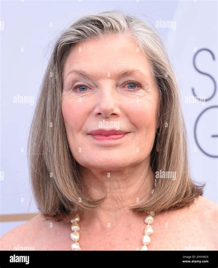 Susan Sullivan - Bio, Age, Wiki, Facts and Family