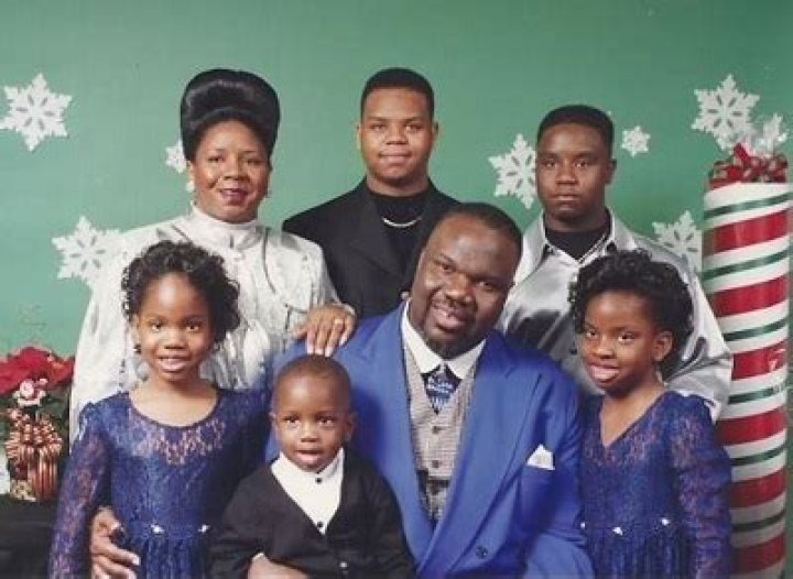 T.D. Jakes - Bio, Age, Wiki, Facts and Family