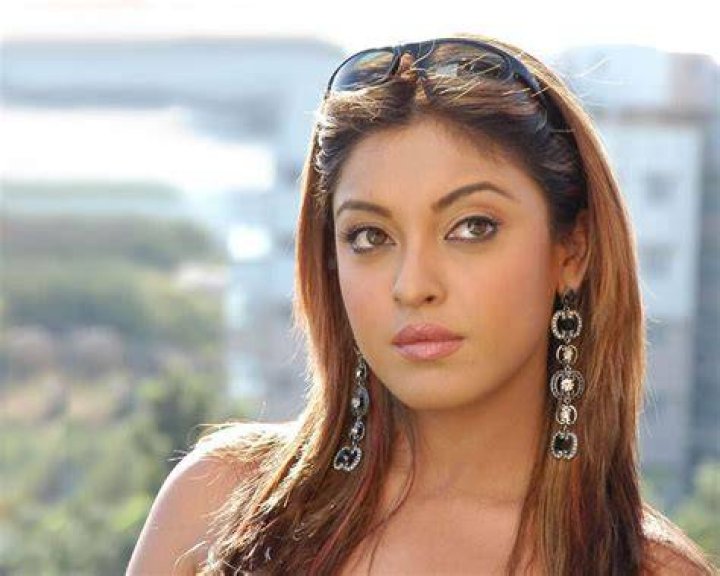 Tanushree Dutta - Bio, Age, Wiki, Facts and Family