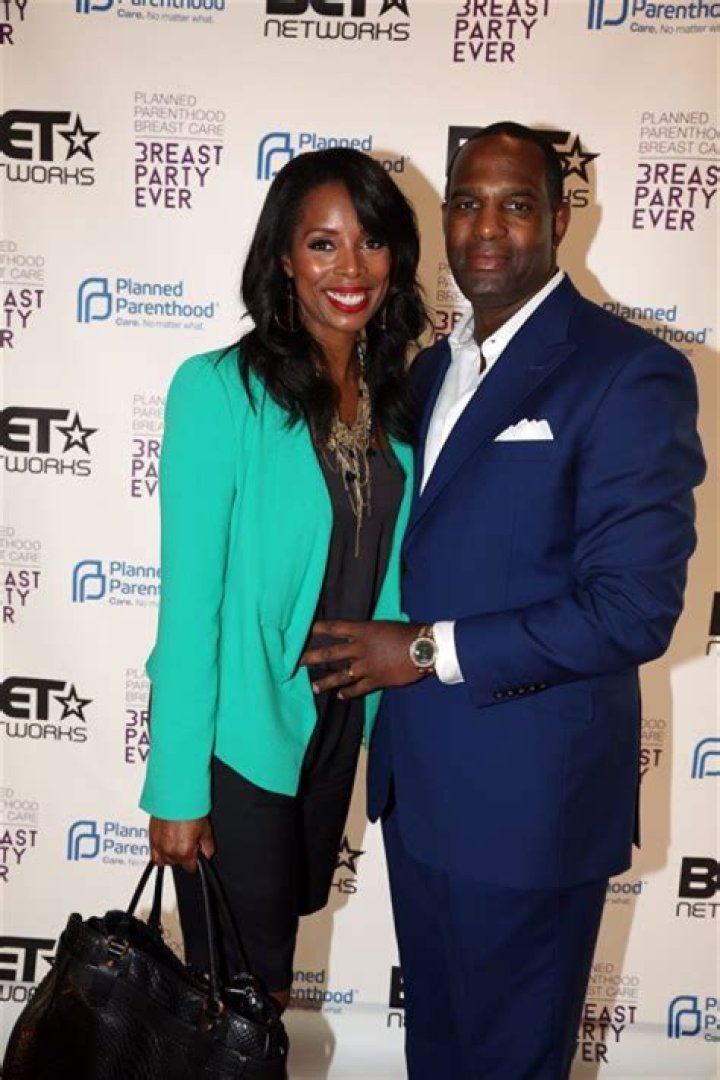 Tasha Smith - Bio, Age, Wiki, Facts and Family