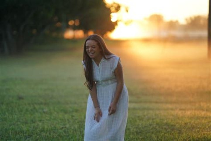 Taylor Castro (singer) - Wikipedia, Age, Net Worth, Biography , Spotify, TikTok, Facebook, Facts and Family