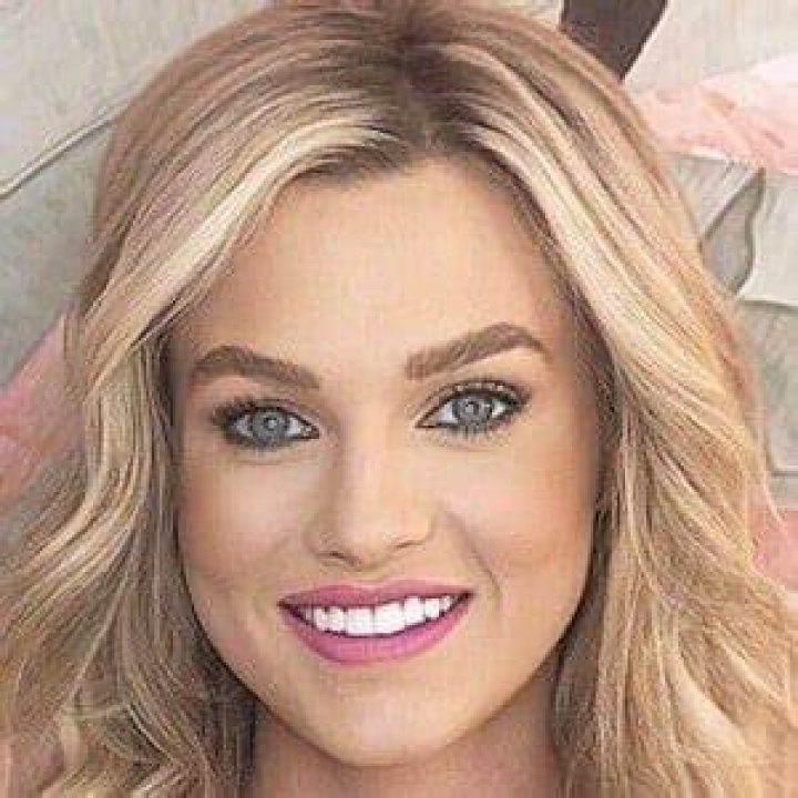 Taylor Cusack - Bio, Age, Wiki, Facts and Family