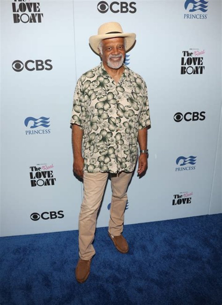 Ted Lange - Bio, Age, net worth, Wiki, Facts and Family