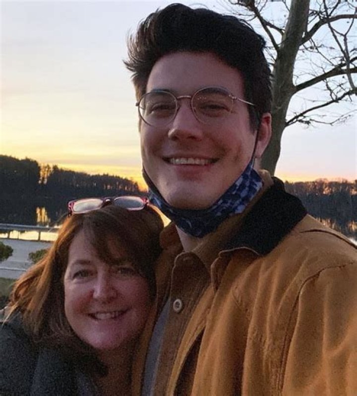 Ted Nivison - Bio, Age, Wiki, Facts and Family