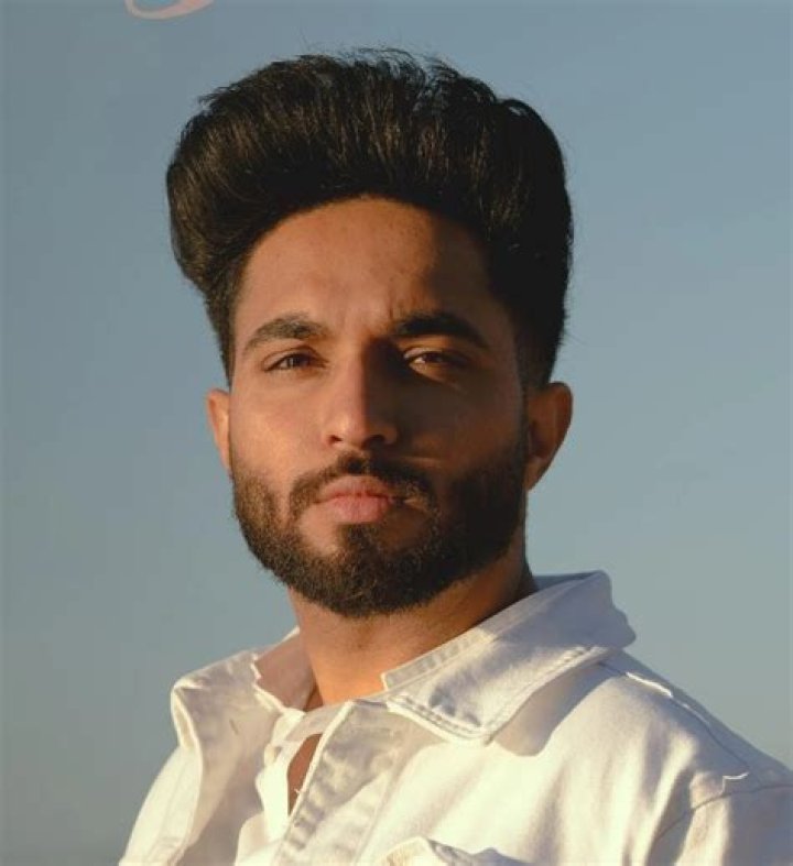 Tegi Pannu: Songwriter Detailed Bio, Age, Birthday, & Height Insights and more