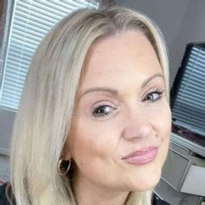Tiania Haneline (webvideostar) - Wikipedia, Age, Net Worth, Biography , Spotify, TikTok, Facebook, Facts and Family