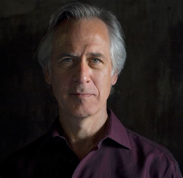 Tom Amandes - Bio, Age, siblings, height, Wiki, Facts and Family