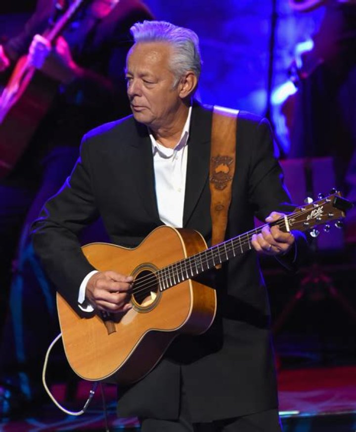 Tommy Emmanuel - Bio, Age, net worth, Wiki, Facts and Family