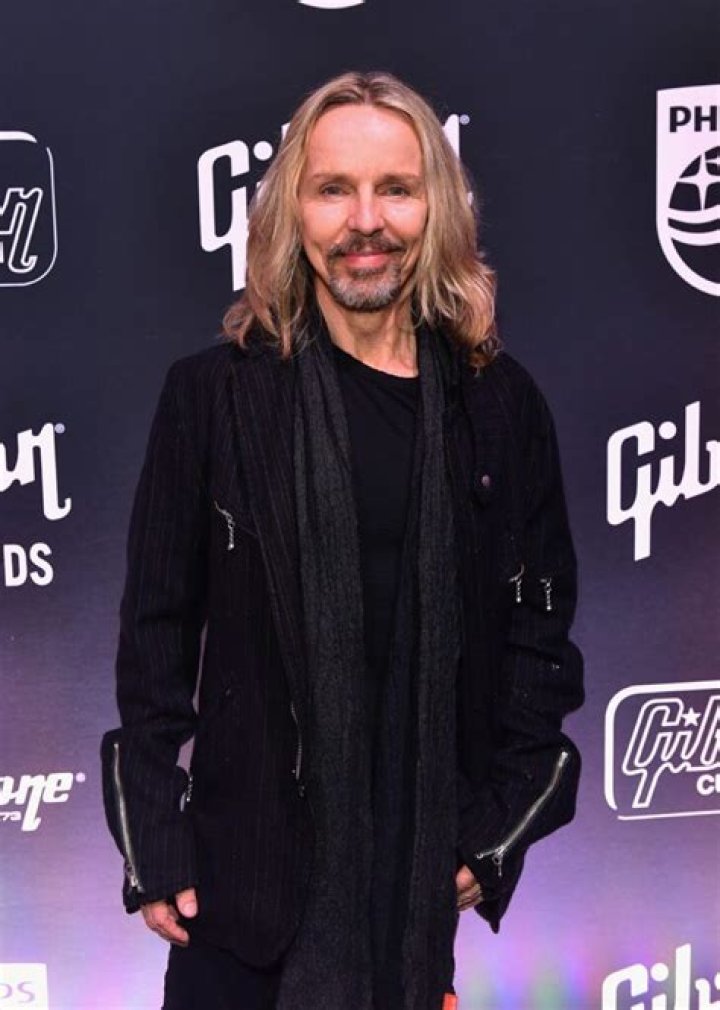 Tommy Shaw - Bio, Age, net worth, height, Wiki, Facts and Family