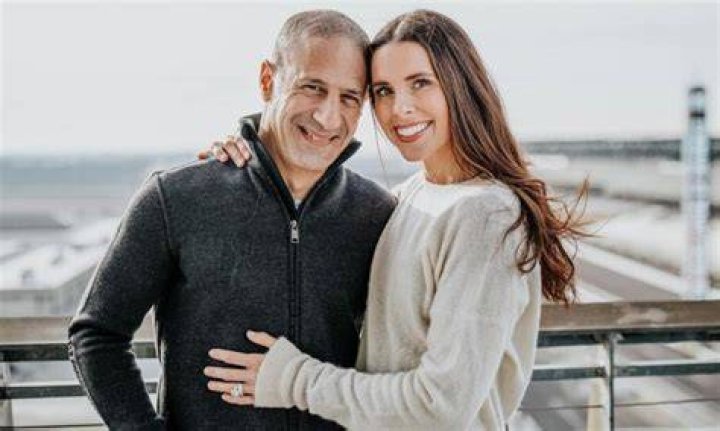Tony Kanaan - Bio, Age, net worth, height, Wiki, Facts and Family