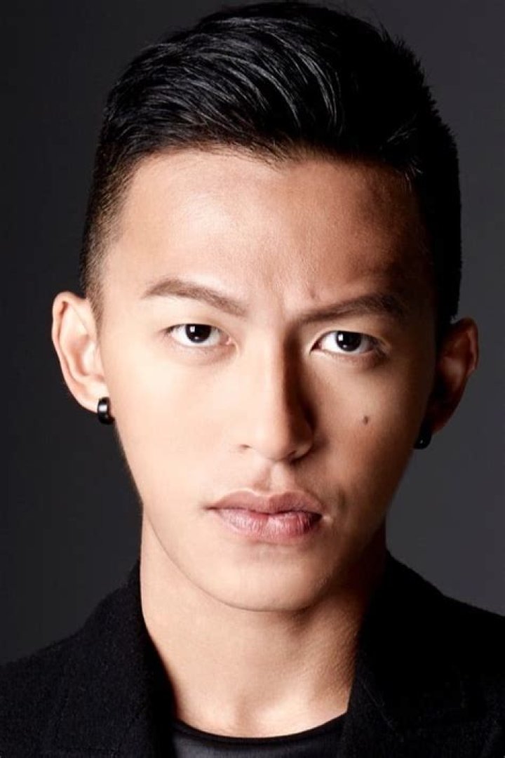 Tosh Zhang - Bio, Age, height, Wiki, Facts and Family