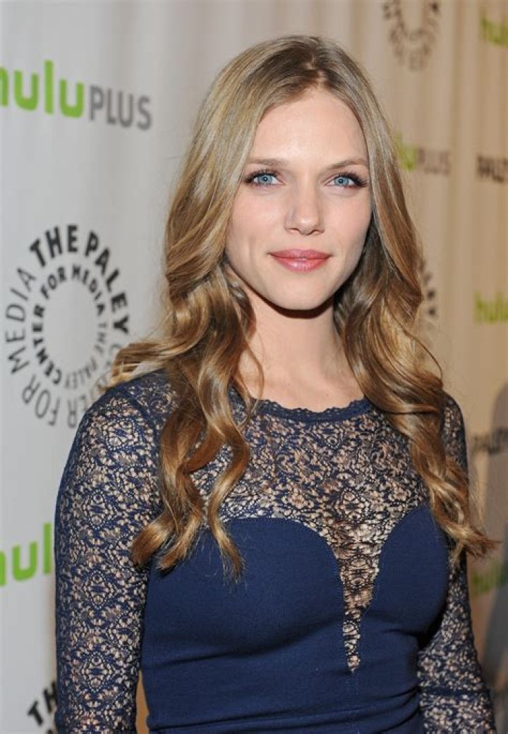 Tracy Spiridakos - Bio, Age, Wiki, Facts and Family