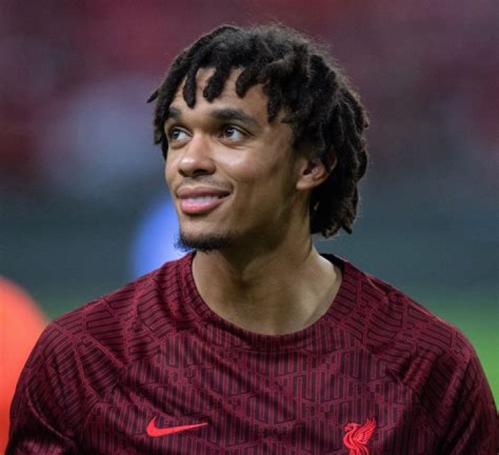 Trent Alexander-Arnold - Bio, Age, weight, height, Wiki, Facts and Family