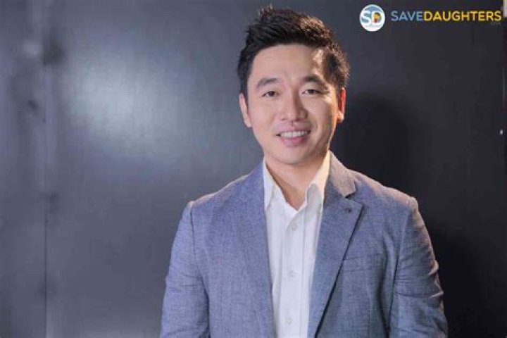 Truong Giang - Biography, Age, Wiki, Facts and Family