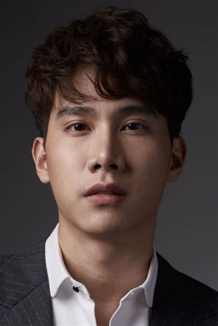 Tul Pakorn Thanasrivanitchai - Bio, Age, Wiki, Facts and Family