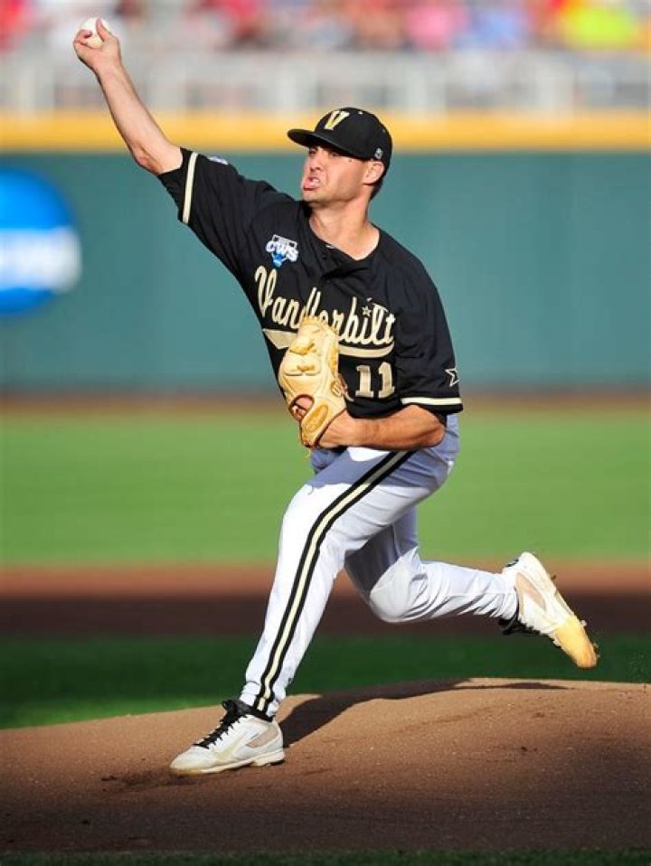 Tyler Beede - Bio, Age, height, Wiki, Facts and Family