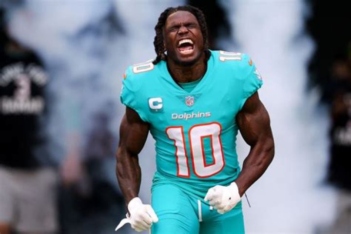 Tyreek Hill - Bio, Age, weight, height, Wiki, Facts and Family