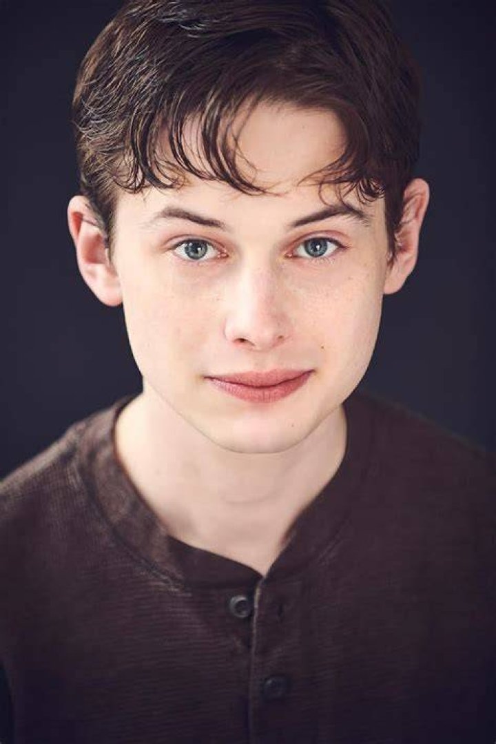 Uly Schlesinger (actor) - Wikipedia, Age, Net Worth, Biography , Spotify, TikTok, Facebook, Facts and Family