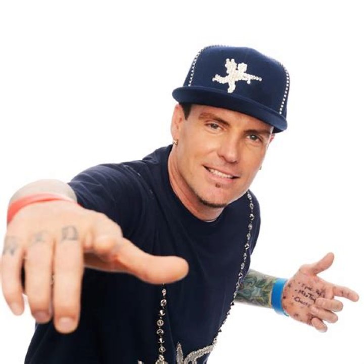 Vanilla Ice - Bio, Age, net worth, weight, height, Wiki, Facts and Family