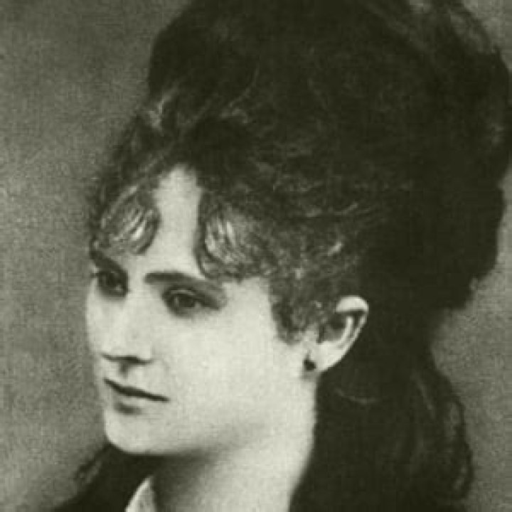 Veronica Micle - Bio, Age, Wiki, Facts and Family