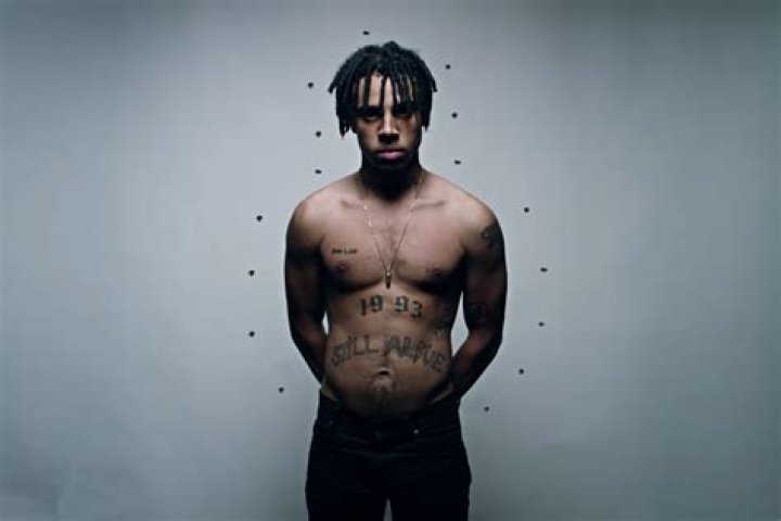 Vic Mensa - Bio, Age, net worth, weight, height, Wiki, Facts and Family