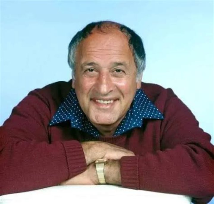 Vic Tayback - Bio, Age, Wiki, Facts and Family