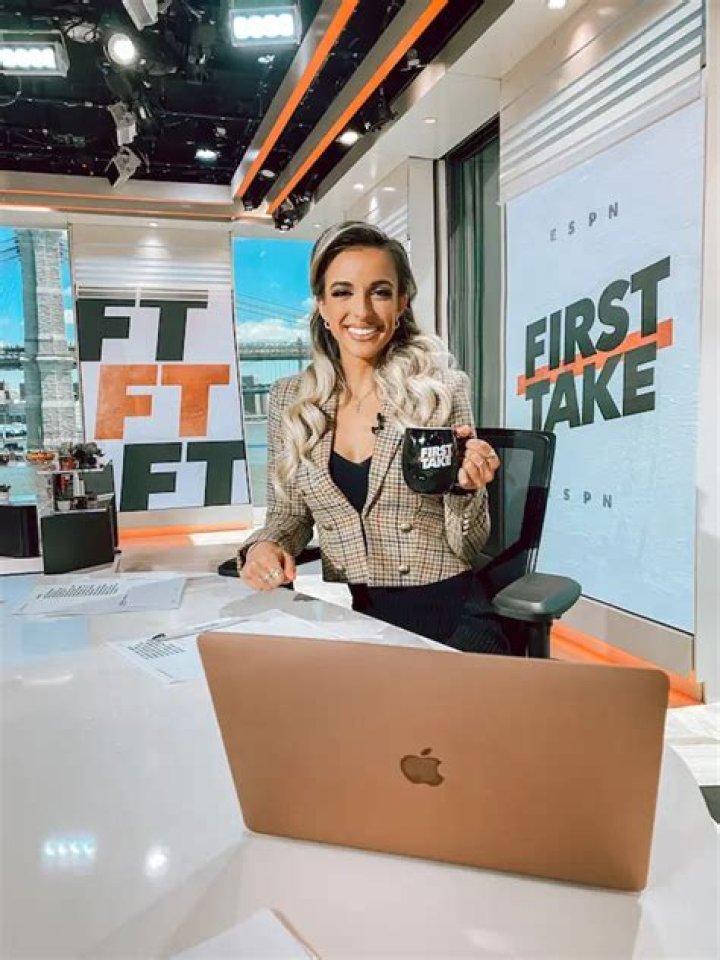 Victoria Arlen - Bio, Age, Wiki, Facts and Family