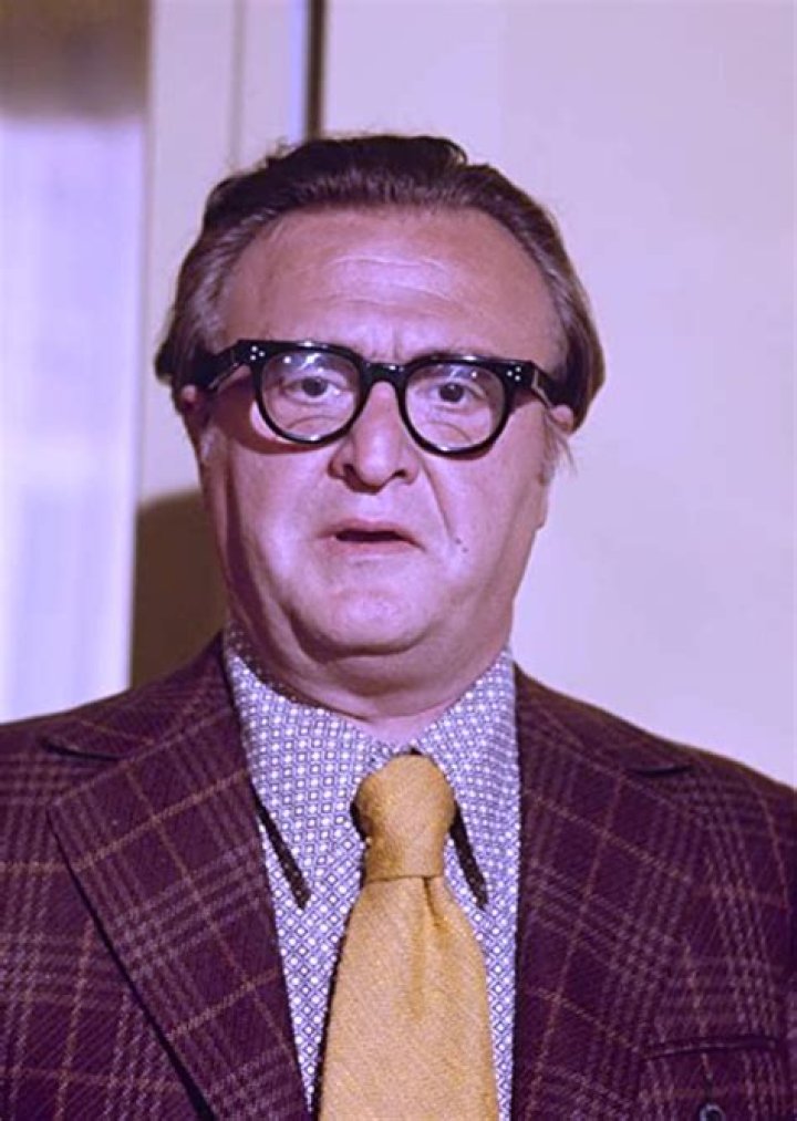 Vincent Gardenia - Bio, Age, siblings, Wiki, Facts and Family