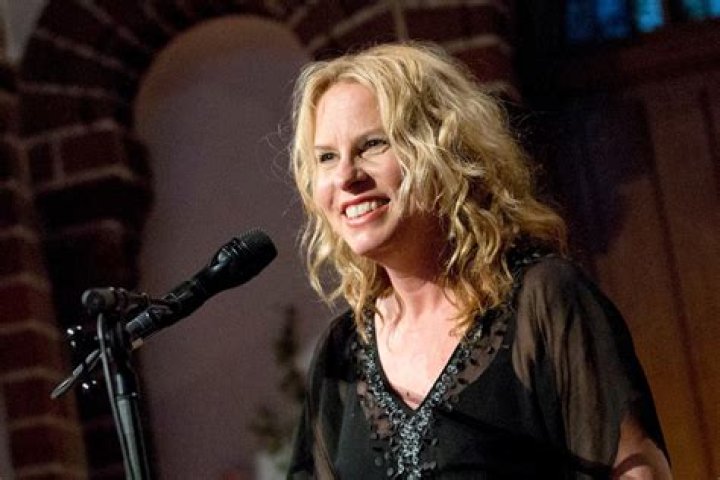 Vonda Shepard - Bio, Age, Wiki, Facts and Family