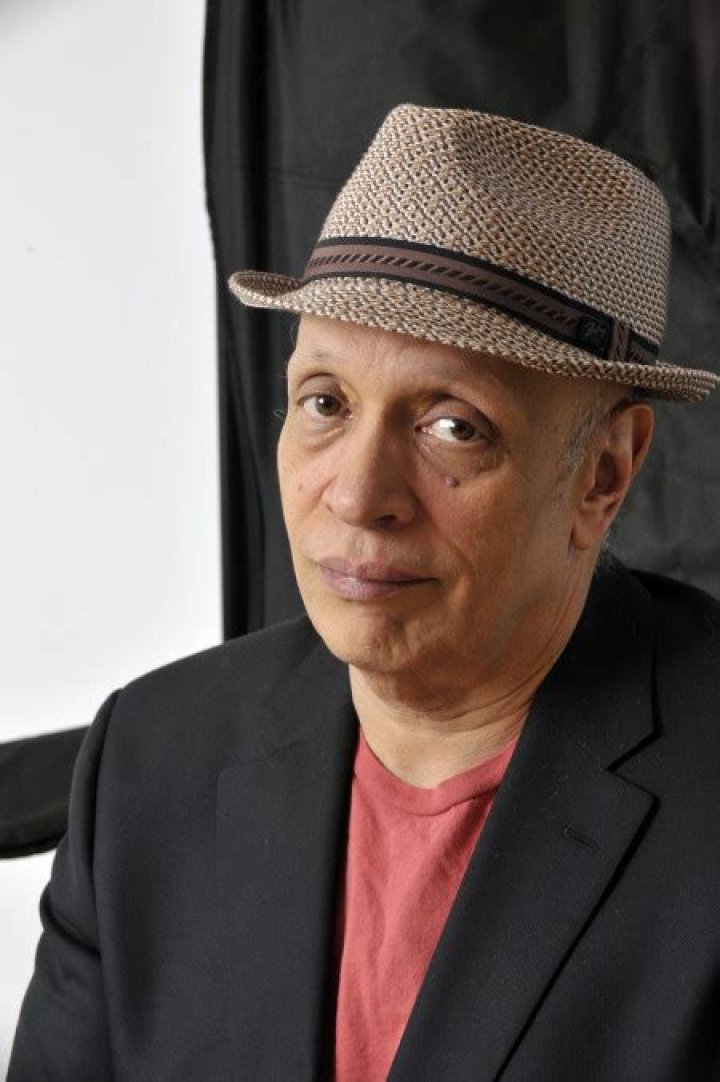Walter Mosley - Bio, Age, net worth, Wiki, Facts and Family