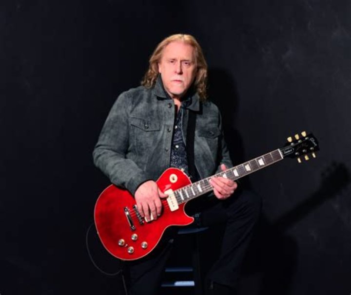 Warren Haynes - Bio, Age, net worth, Wiki, Facts and Family