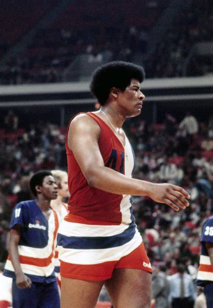Wes Unseld - Bio, Age, height, Wiki, Facts and Family