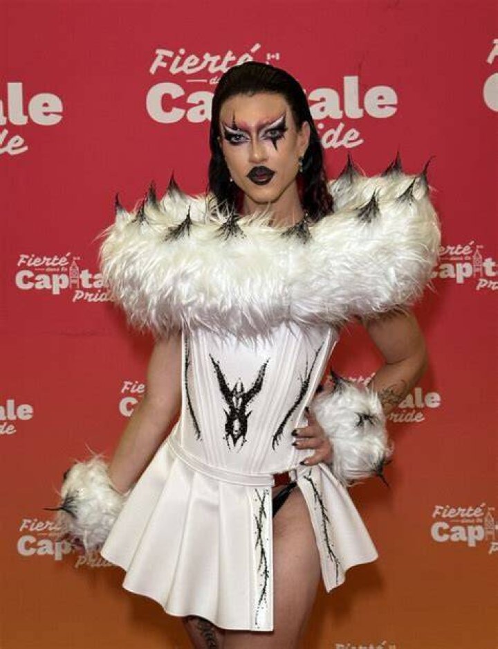 Who is Saltina Shaker ? Wikipedia,Age,Height,Weight,Real Name,Net Worth
