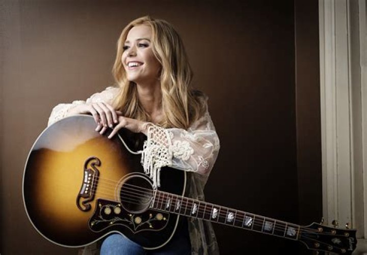 Who is Sarahbeth Taite ? Wikipedia,Age,Height,Weight,Real Name,Net Worth