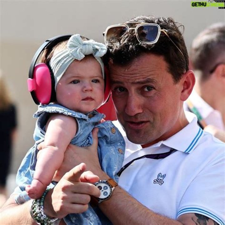 Will Buxton (journalist) - Wikipedia, Age, Net Worth, Biography , Spotify, TikTok, Facebook, Facts and Family