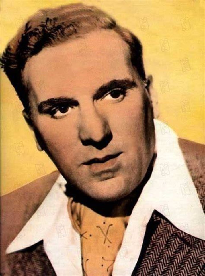 William Bendix - Bio, Age, height, Wiki, Facts and Family