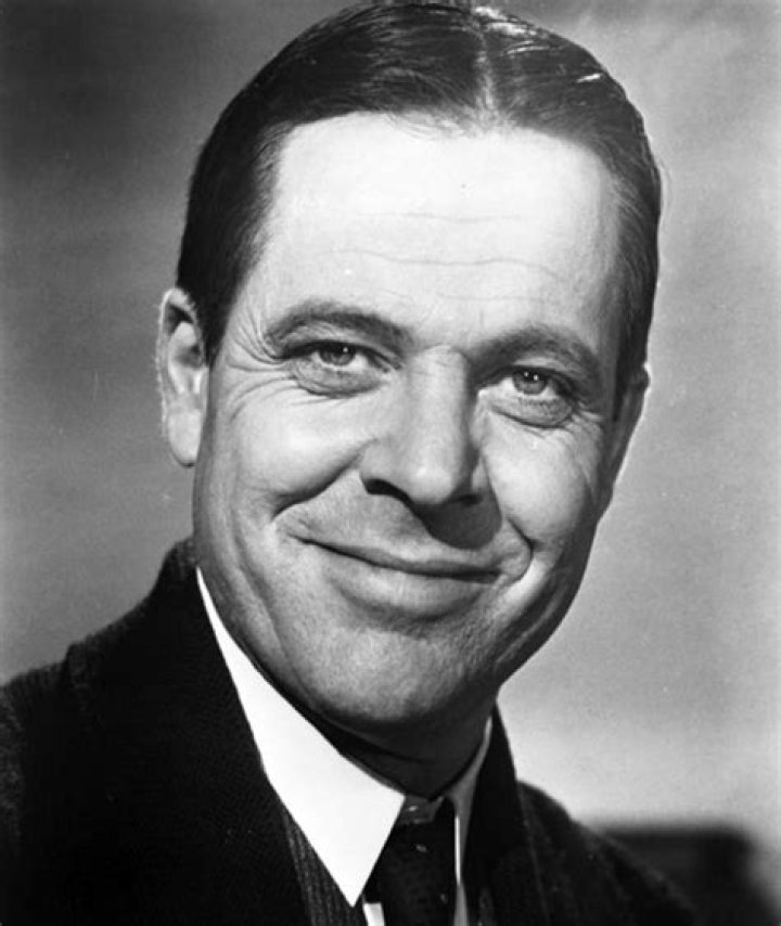 William Windom - Bio, Age, height, Wiki, Facts and Family