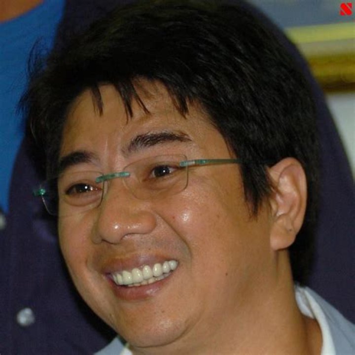 Willie Revillame - Bio, Age, Wiki, Facts and Family