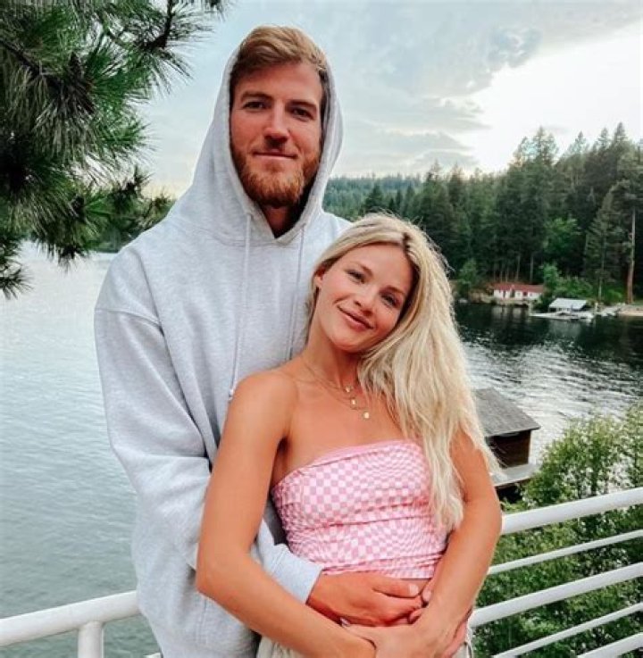 Witney Carson - Bio, Age, Wiki, Facts and Family